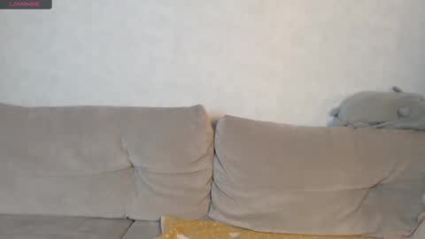 Snapshot of len_rain chatting on 02/25/25, 06:42 len online show from 02/25/25, 06:42