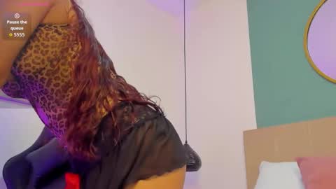 Snapshot of lena_clark chatting on 11/24/25, 03:01 L E N A online show from 11/24/25, 03:01