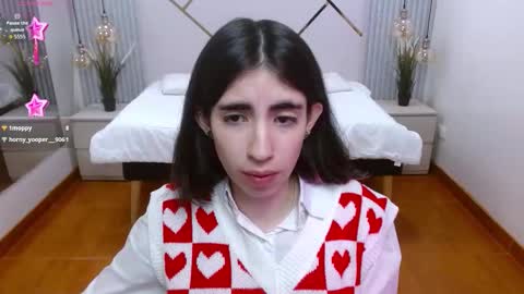 Lena online show from 11/07/25, 01:11