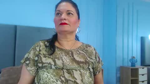 lenacorbet online show from 11/24/25, 07:57