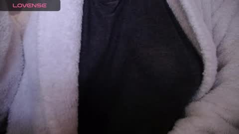 lenagolden online show from 10/30/25, 01:34