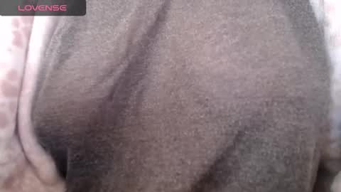 lenagolden online show from 11/15/25, 11:40