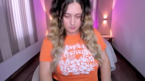  LENAH  online show from 03/01/25, 02:23