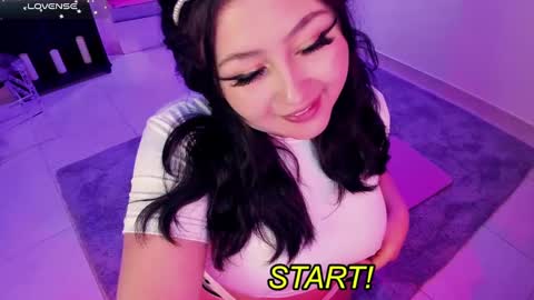 Lenna Kang online show from 01/09/25, 05:22