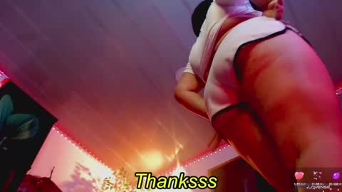 Lenna Kang online show from 01/29/25, 04:05