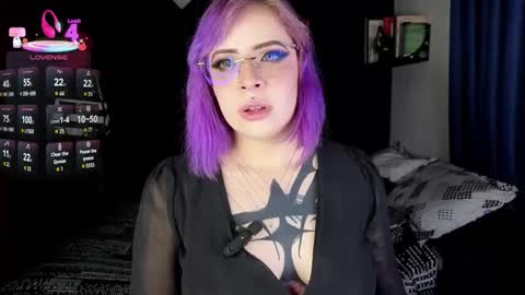 Snapshot of lenna_black chatting on 09/13/25, 10:20 Lenna online show from 09/13/25, 10:20