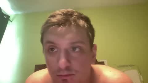 Snapshot of lennyhenny2024 chatting on 02/12/25, 05:58 lenny online show from 02/12/25, 05:58