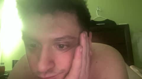 Snapshot of lennyhenny2024 chatting on 02/20/25, 02:57 lenny online show from 02/20/25, 02:57