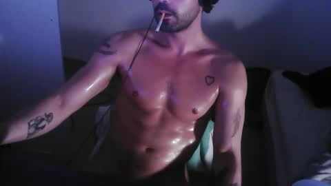 Snapshot of leo1991lol chatting on 01/07/25, 05:22 leo1991lol online show from 01/07/25, 05:22