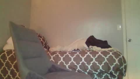 Snapshot of leo7_05 chatting on 11/28/25, 12:08 leo7_05 online show from 11/28/25, 12:08