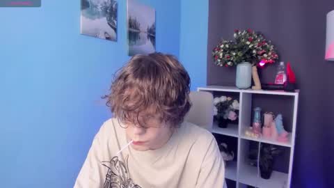 Leo online show from 10/23/25, 02:05