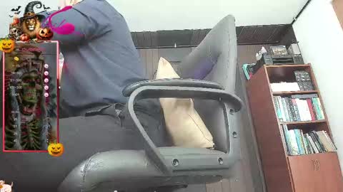 Leon online show from 10/04/25, 06:06