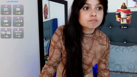 Snapshot of leonacutecam chatting on 01/22/25, 01:10 LUCY online show from 01/22/25, 01:10