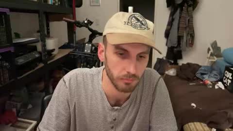 Leon online show from 11/27/25, 03:36