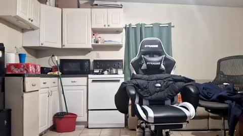 Keith online show from 12/04/24, 11:19