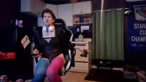 Keith online show from 11/19/25, 08:03