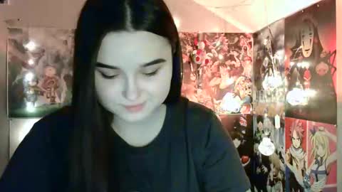 Snapshot of leraaa72 chatting on 12/14/24, 07:18 little secret online show from 12/14/24, 07:18