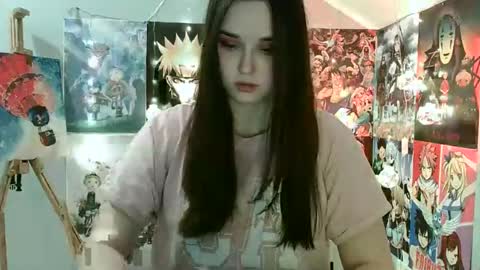Snapshot of leraaa72 chatting on 01/05/25, 10:53 little secret online show from 01/05/25, 10:53