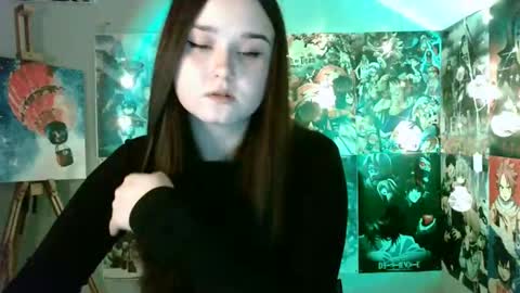 Snapshot of leraaa72 chatting on 01/10/25, 10:06 little secret online show from 01/10/25, 10:06