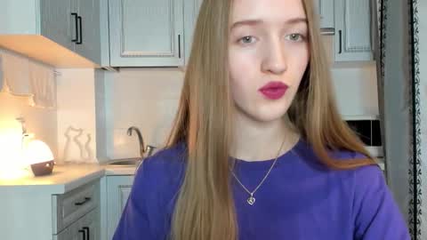  LESLIE   online show from 10/08/25, 07:00