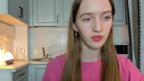  LESLIE   online show from 10/29/25, 08:32