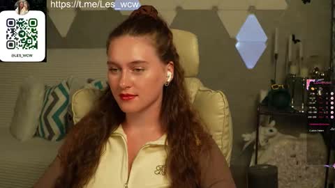 LeslieKorfs online show from 10/18/25, 07:36