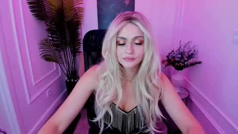 lesliemineg online show from 09/10/25, 02:28