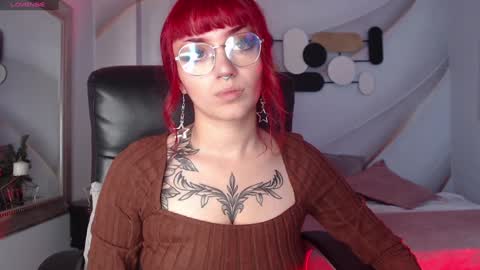 Snapshot of lessboobs_gh chatting on 01/03/25, 01:03 Less online show from 01/03/25, 01:03
