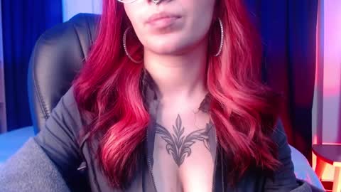 Snapshot of lessboobs_gh chatting on 01/25/25, 02:47 Less online show from 01/25/25, 02:47