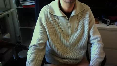 Vampiro Diurno online show from 02/18/25, 11:00