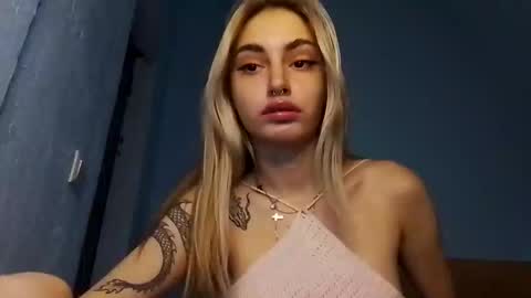 lesyawhite online show from 11/13/25, 12:26