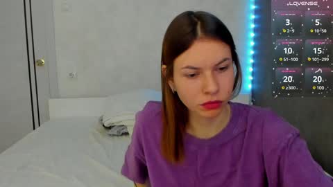 Snapshot of let_me_seee chatting on 12/04/24, 12:36 Fiona online show from 12/04/24, 12:36