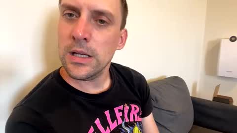 lilithgaze online show from 10/08/25, 04:32