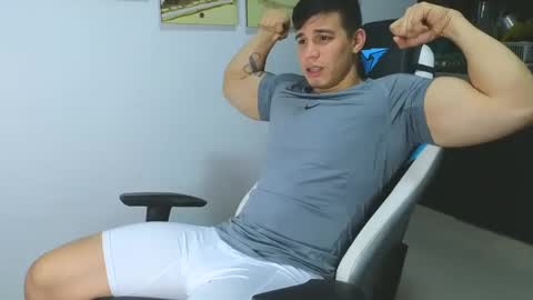 Snapshot of levelingg chatting on 02/07/25, 02:50 levelingg online show from 02/07/25, 02:50