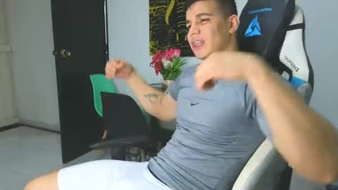 Snapshot of levelingg chatting on 03/04/25, 03:11 levelingg online show from 03/04/25, 03:11