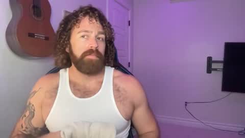 Snapshot of levi_daniel chatting on 10/18/25, 02:47 Levi Daniel online show from 10/18/25, 02:47