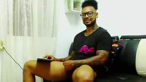 Lewis Strong online show from 12/19/24, 07:51