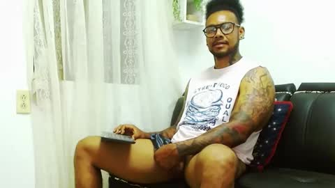 Lewis Strong online show from 01/02/25, 10:44