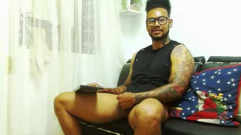 Lewis Strong online show from 01/05/25, 06:56