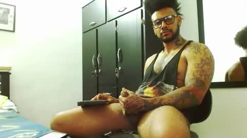 Lewis Strong online show from 09/24/25, 06:33