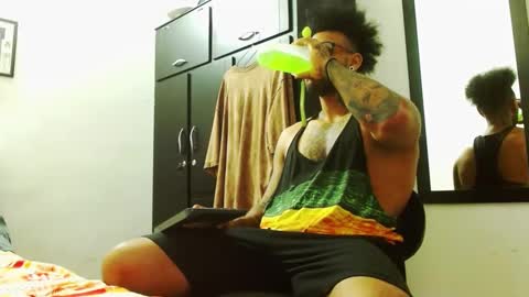 Lewis Strong online show from 11/17/25, 02:56