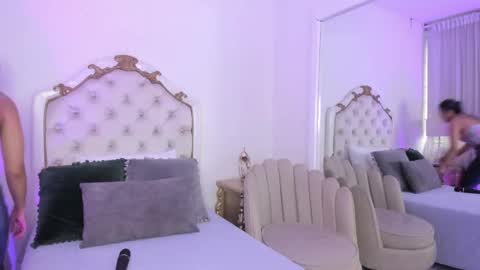    online show from 09/30/25, 12:10