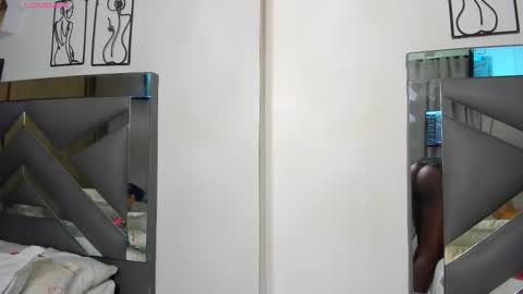 lexa_cooper_ online show from 11/21/25, 08:29