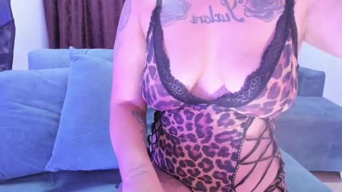 lexa online show from 11/06/25, 07:48