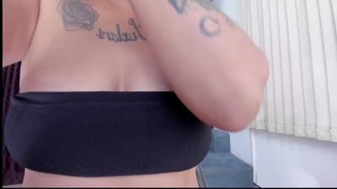 lexa online show from 11/10/25, 07:13