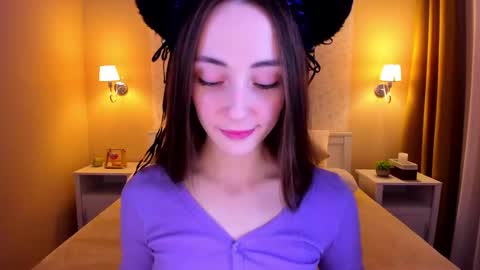 Lexi GTM2 MonWedThurSatSun 1000am-400pm online show from 02/04/25, 06:57