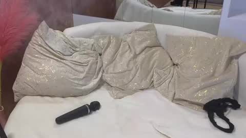 Snapshot of lexi_u_ chatting on 03/06/25, 06:52 LEXXY online show from 03/06/25, 06:52