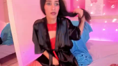 L I A  online show from 10/30/25, 04:25