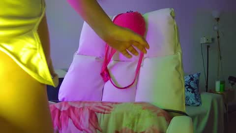 Leysun7 online show from 01/25/25, 09:26