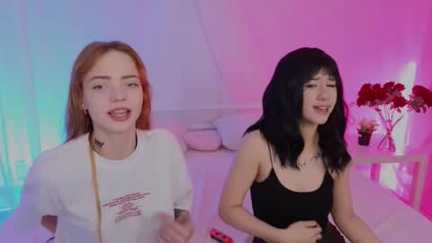 Lisa online show from 11/16/25, 02:39